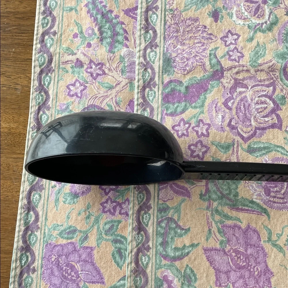 Weight Watchers sleek black